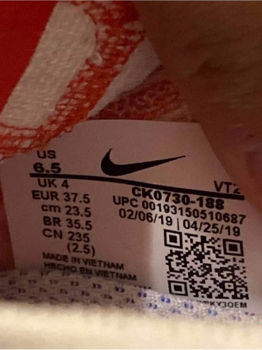 Nike Women’s Coral Pink Flyknit VaporMax Running Sneakers